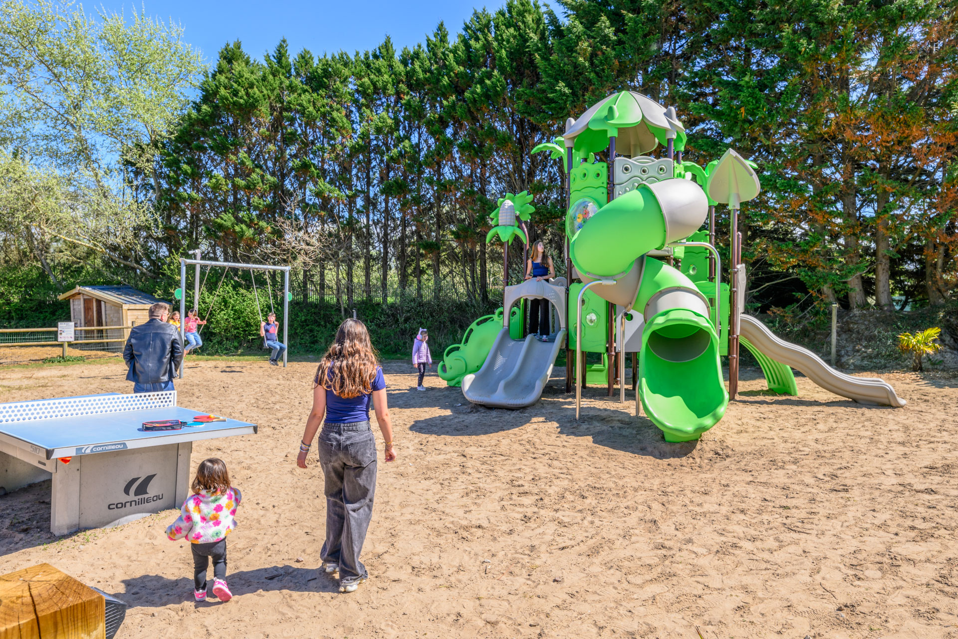 aire de jeux camping les carolins (1)
