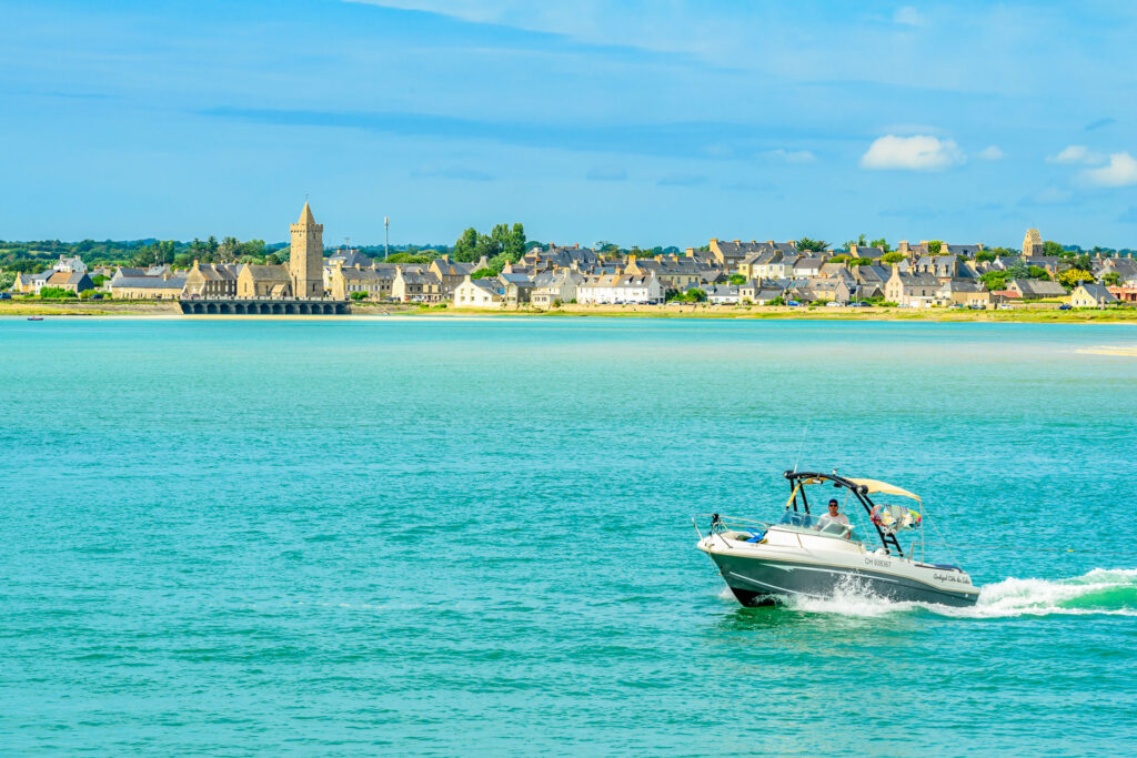 bateau boue tractee portbail (3)