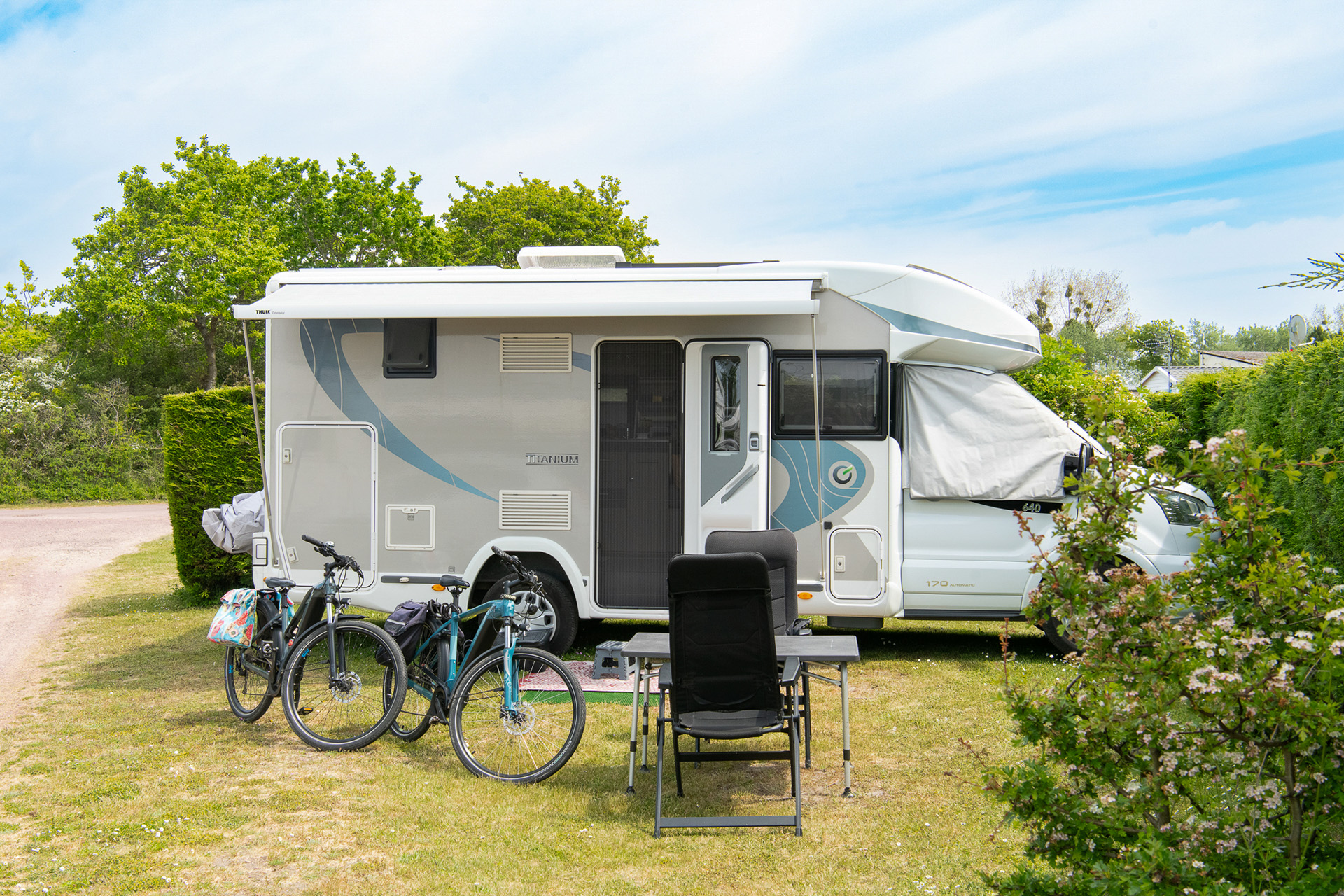 location emplacement port bail sur mer